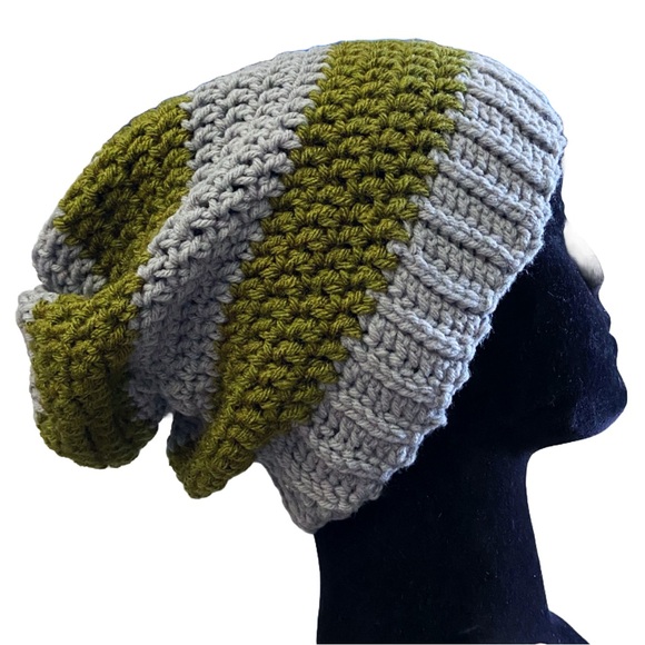 Warner Bros. Accessories - Hat Slytherin Hogwarts Green and Gray Stripes Beanie Slouchy Baggy Winter